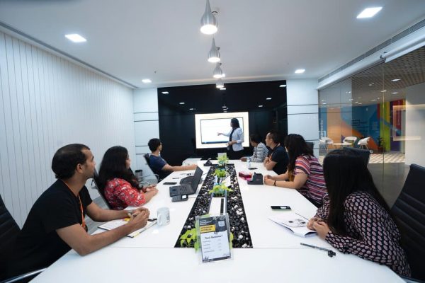rsz_smartworks-coworking-uz8thwpxwhi-unsplash
